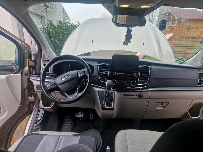 Gebraucht Ford Tourneo 170 PS (125 kW) 2019 Grau Van / Kleinbus