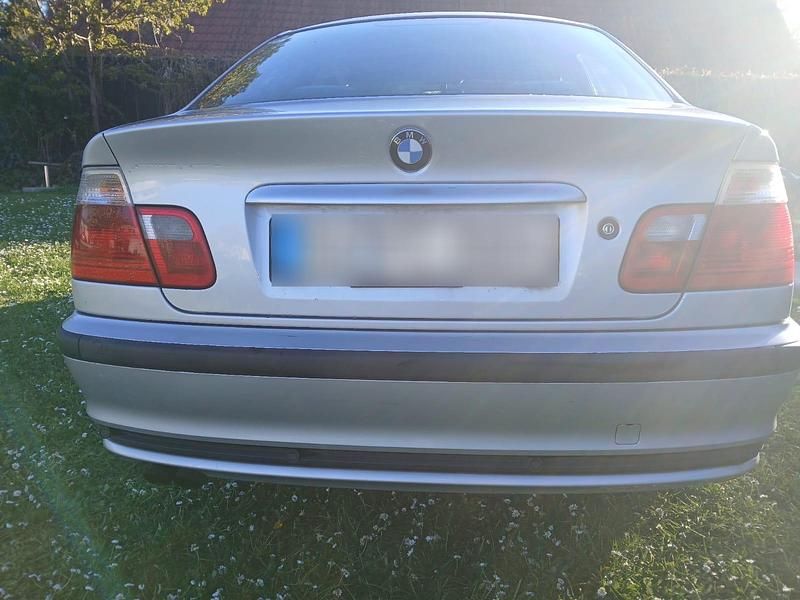 Gebraucht BMW 320 150 PS (110 kW) 2001 Grau Limousine