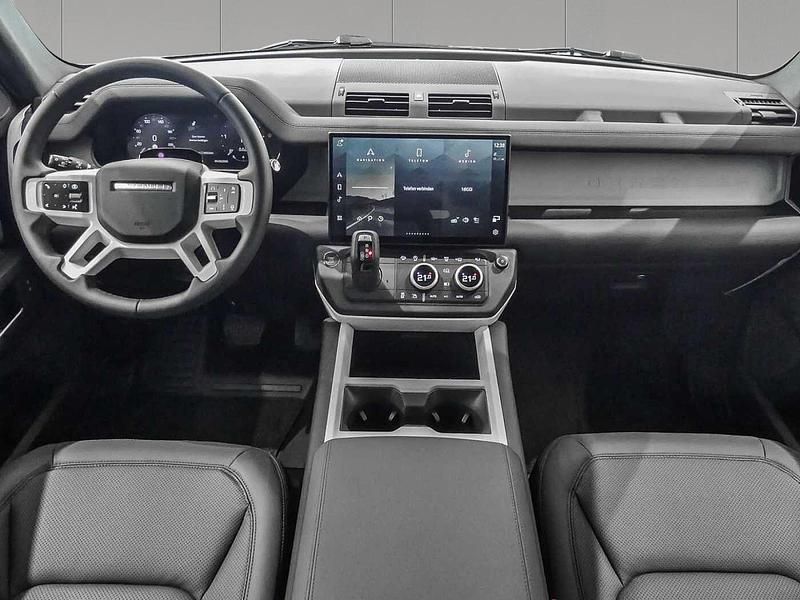 Gebraucht Land Rover Defender S 202 PS (148 kW) 2026 Santorini black SUV