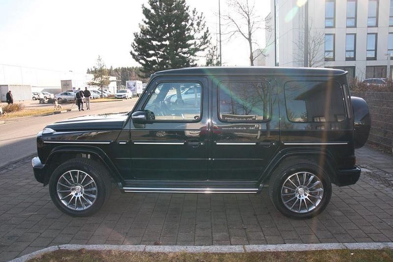 Gebraucht Mercedes G400 AMG line 330 PS (242 kW) 2021 Schwarz SUV