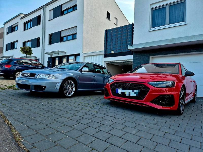 Silber Gebraucht 2001 Audi RS4 Kombi | 80.000 € (Etwas zu teuer) - Bild 1/4