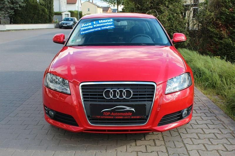 Gebraucht Audi A3 Attraction 125 PS (91 kW) 2009 Rot Kleinwagen