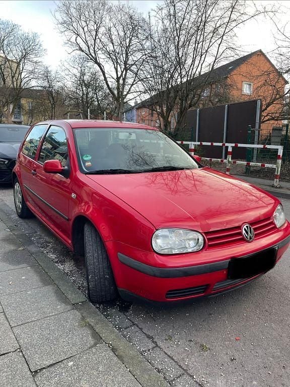 Gebraucht VW Golf IV 75 PS (55 kW) 2001 Rot Kleinwagen