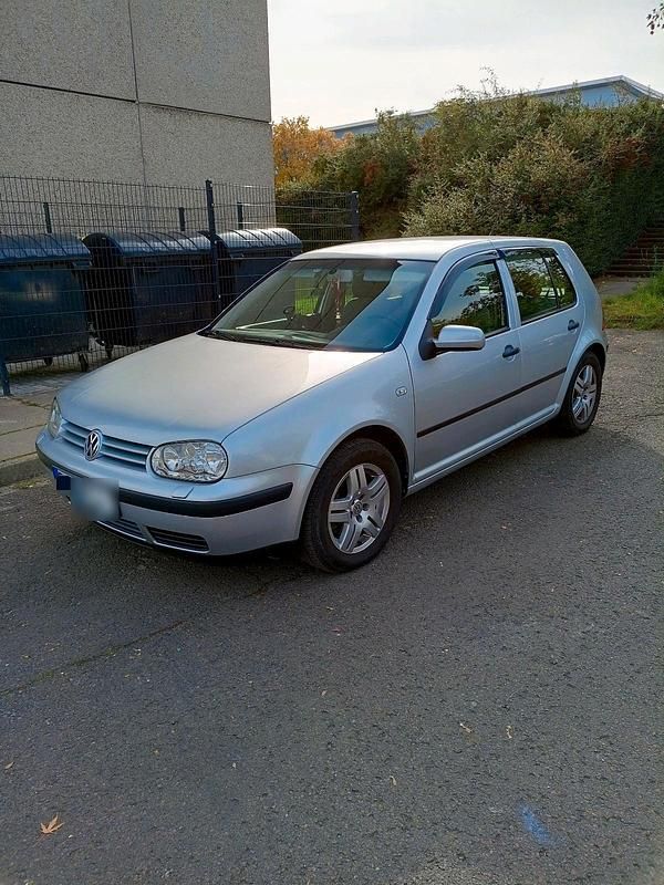 Gebraucht VW Golf IV 101 PS (74 kW) 2002 Silber Limousine