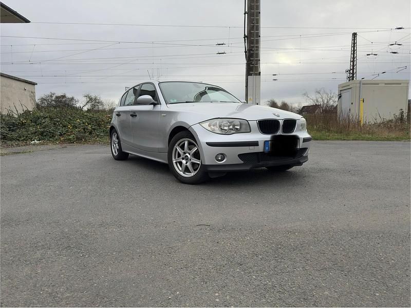 Gebraucht BMW 116 116 PS (85 kW) 2004 Silber Kleinwagen