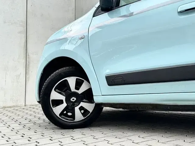 Używany Renault Twingo LIMITED 69 KM (50 kW) 2019 Niebieski Hatchback