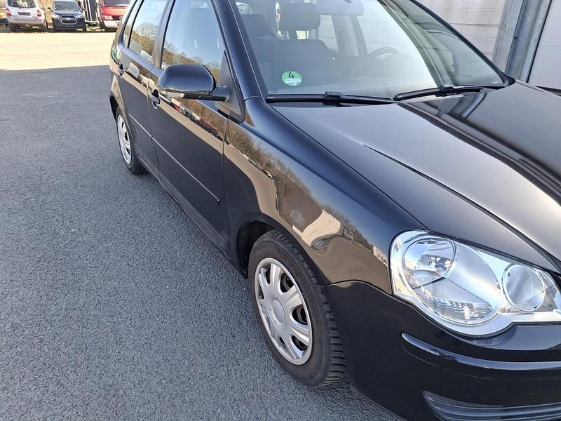 Gebraucht VW Polo 80 PS (58 kW) 2006 Schwarz Kleinwagen