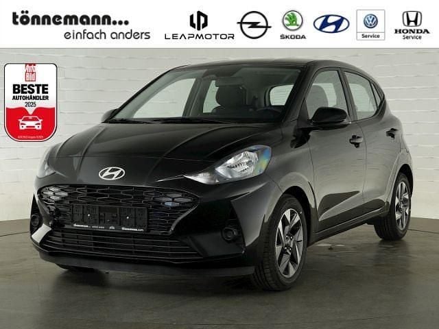 Schwarz Neu 2025 Hyundai i10 Trend Kleinwagen | 20.624 € (Fairer Preis) - Bild 1/3