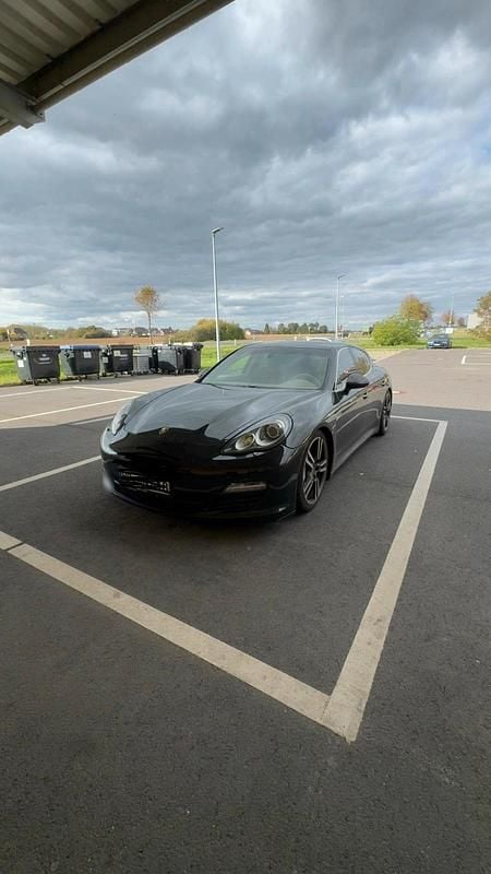 Gebraucht Porsche Panamera 400 PS (294 kW) 2010 Braun Kleinwagen