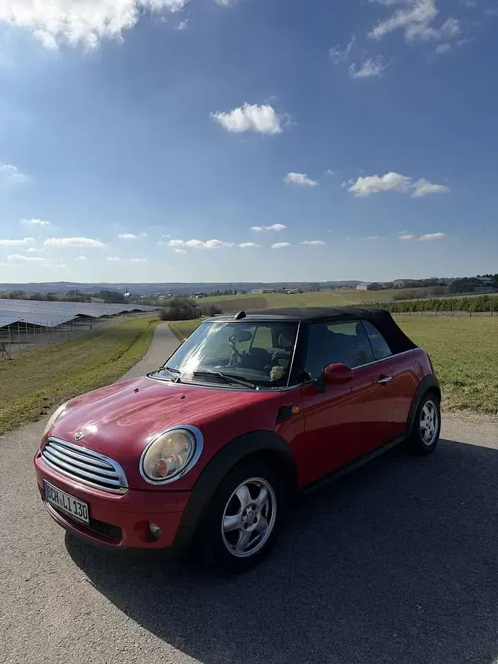 Gebraucht Mini Cooper Cabriolet 122 PS (89 kW) 2010 Rot Cabrio