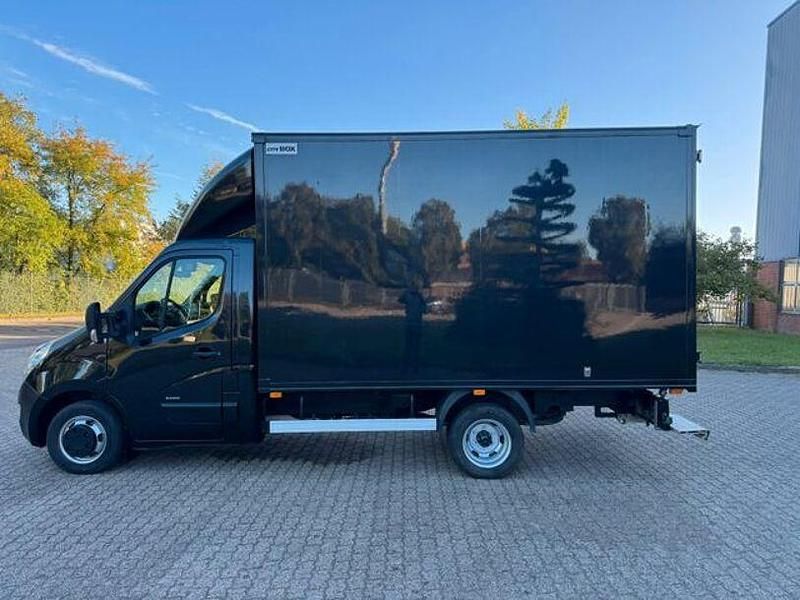 Pearl black (177l) Gebraucht 2015 Opel Movano Van | 14.999 € - Bild 1/4