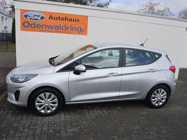 Gebraucht Ford Fiesta Cool & Connect 101 PS (74 kW) 2022 Polarsilber Kleinwagen