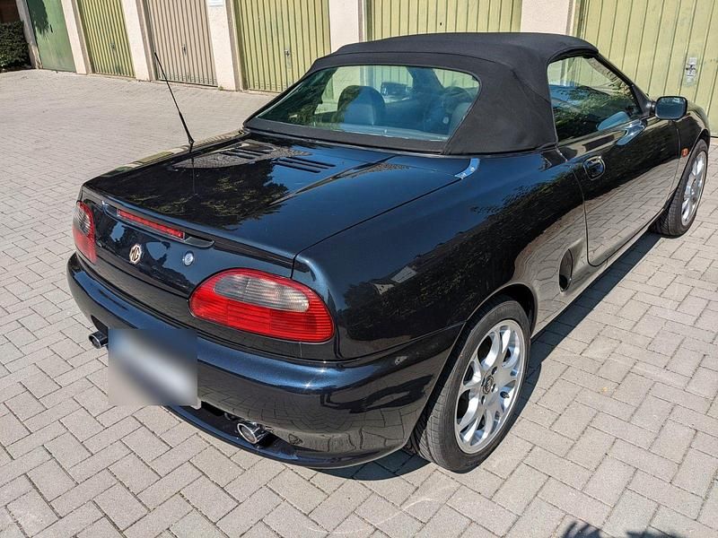Gebraucht MG F 120 PS (88 kW) 2000 Blau Cabrio
