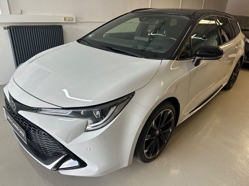 Schwarz Gebraucht 2022 Toyota Corolla Sport Kombi | 23.590 € (Fairer Preis) - Bild 1/4