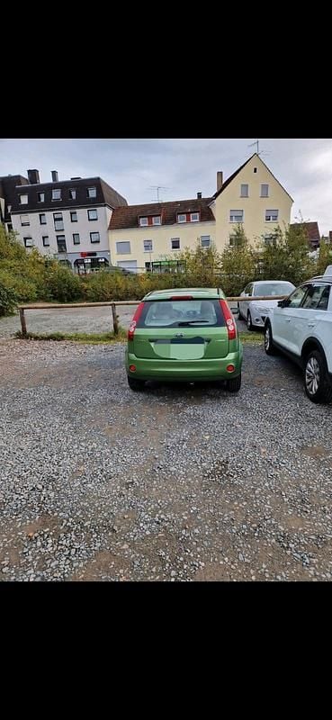 Gebraucht Ford Fiesta 70 PS (51 kW) 2007 Grün Kleinwagen