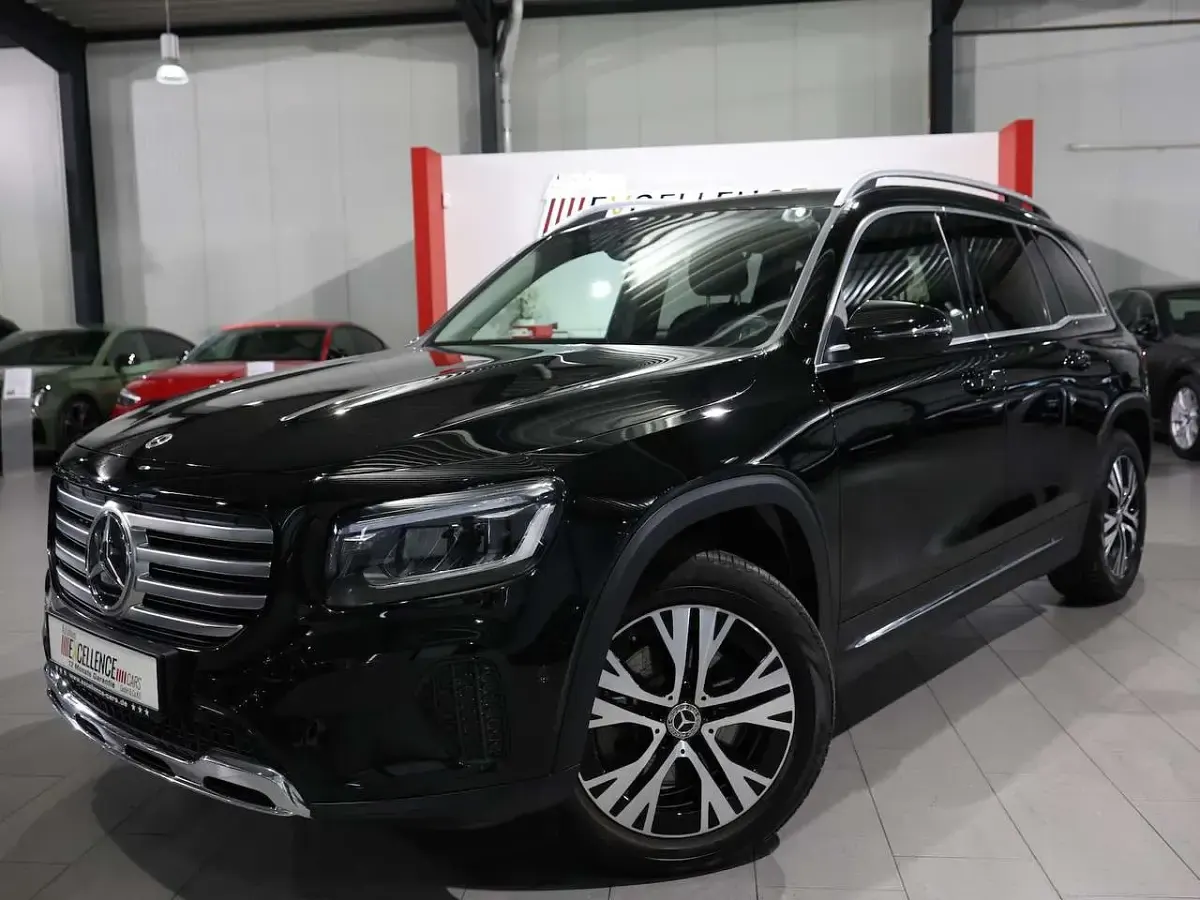 Gebraucht Mercedes GLB200 Progressive 150 PS (110 kW) 2024 Nachtschwarz SUV
