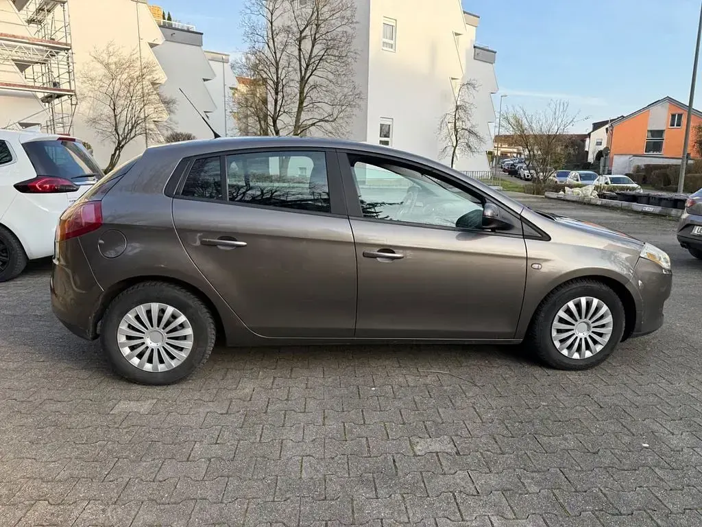 Gebraucht Fiat Bravo Active 120 PS (88 kW) 2007 Schwarz Kleinwagen