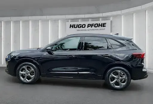 Gebraucht Ford Kuga ST-Line 186 PS (136 kW) 2025 Schwarz SUV