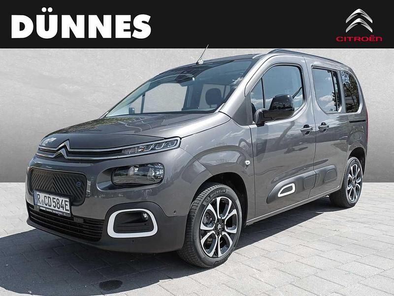 Grau Gebraucht 2023 Citroën e-Berlingo Shine Van / Kleinbus | 31.550 € (Teuer) - Bild 1/4