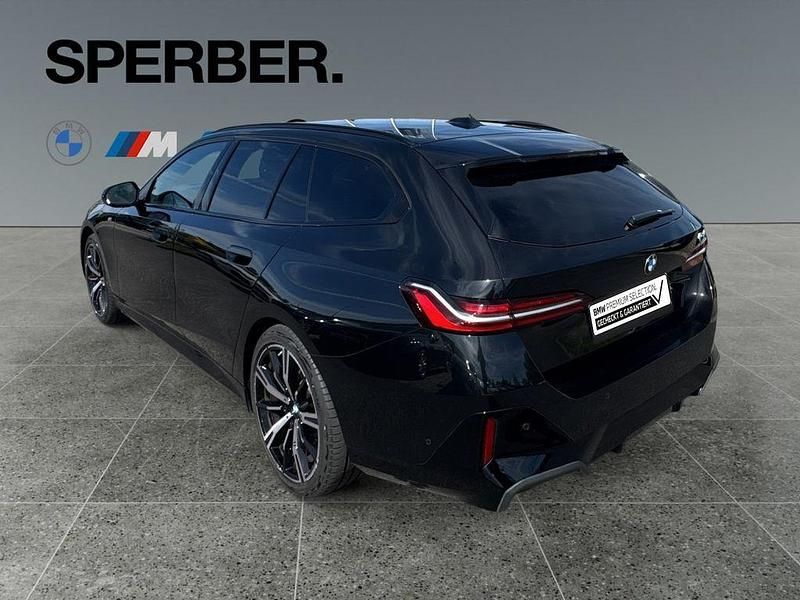 Gebraucht BMW 520 Performance 190 PS (139 kW) 2025 Schwarz Kombi