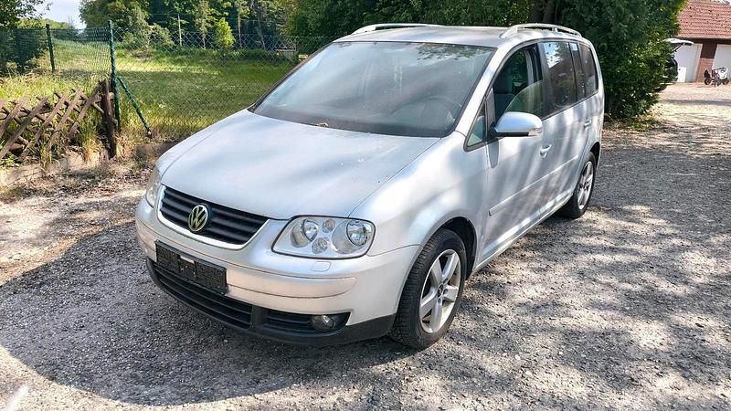 Silber Gebraucht 2005 VW Touran Van / Kleinbus | 1.200 € (Guter Preis) - Bild 1/4