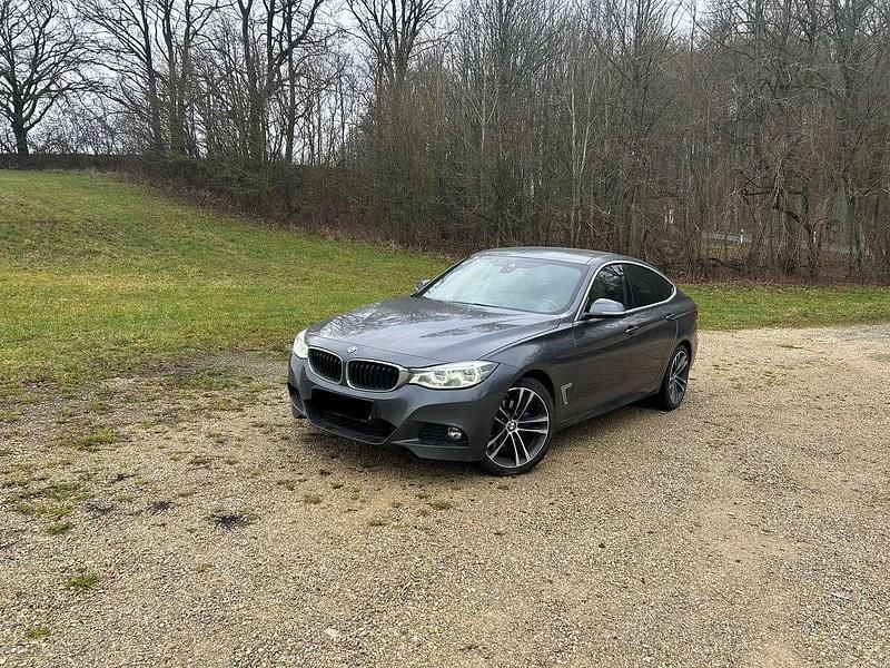 Gebraucht BMW 320 M Sport 190 PS (139 kW) 2017 Grau Limousine