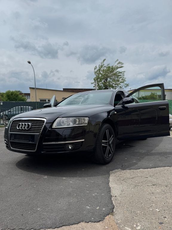 Schwarz Gebraucht 2005 Audi A6 Kombi | 4.499 € (Etwas zu teuer) - Bild 1/4