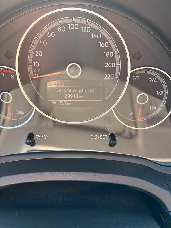 Gebraucht VW up! 60 PS (44 kW) 2018 Weiß Kleinwagen