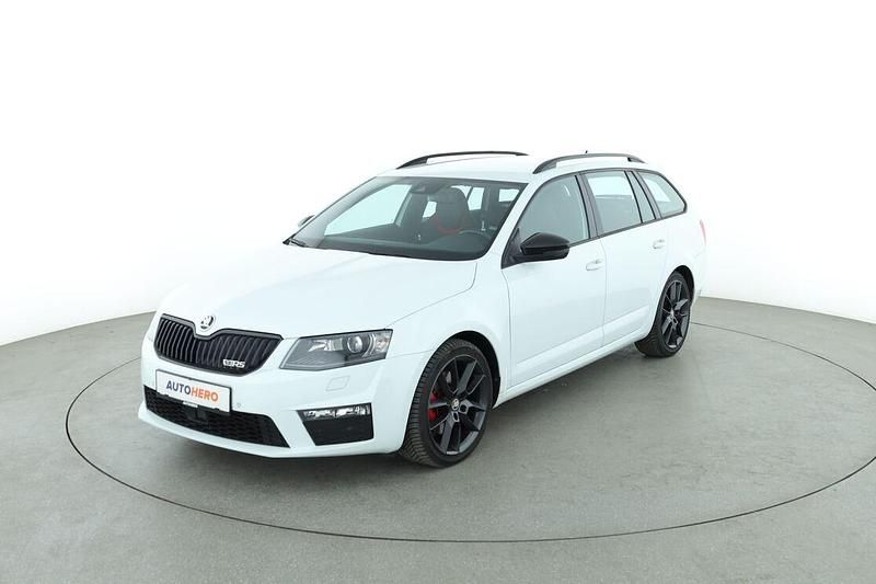 Weiß Gebraucht 2016 Skoda Octavia RS Kombi | 20.040 € (Teuer) - Bild 1/3