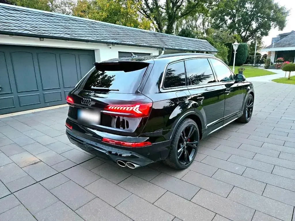 Gebraucht Audi SQ7 Competition 507 PS (372 kW) 2022 Schwarz SUV