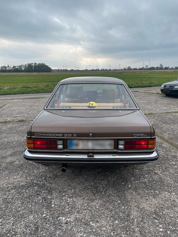 Gebraucht Opel Commodore 115 PS (84 kW) 1980 Braun Kombi