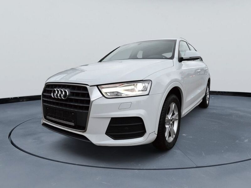 Weiß Gebraucht 2016 Audi Q3 Sport SUV | 17.250 € (Guter Preis) - Bild 1/4
