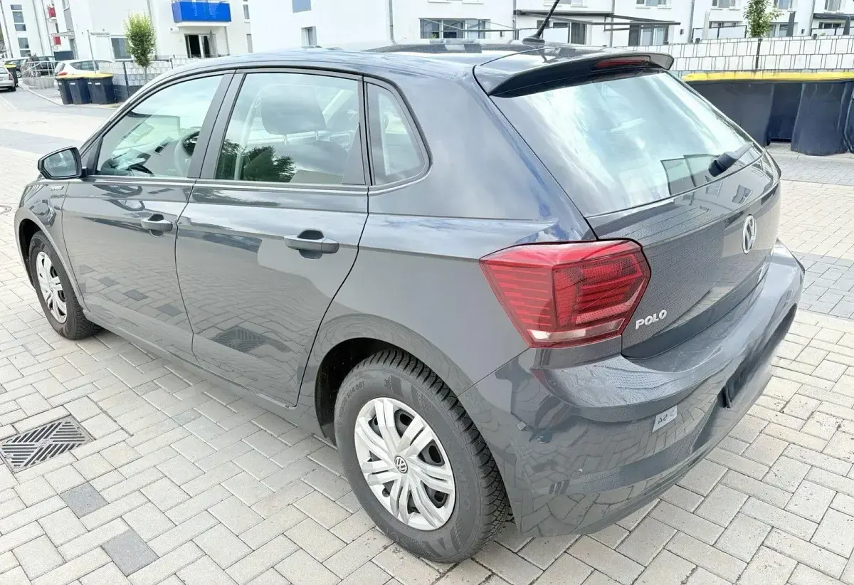 Usata VW Polo Trendline 65 CV (47 kW) 2019 Grigio Utilitaria