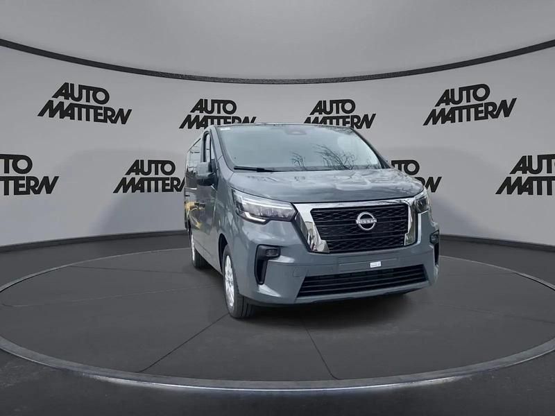 Neu Nissan Primastar Tekna 110 PS (80 kW) 2025 Grau Van / Kleinbus