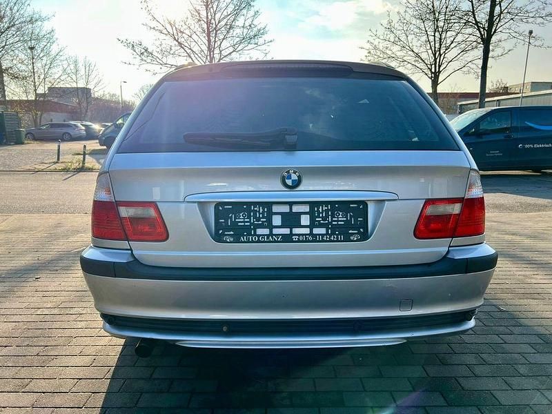 Gebraucht BMW 318 Lifestyle 143 PS (105 kW) 2004 Silber Kombi