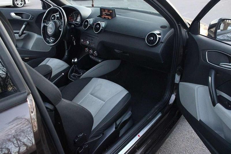 Gebraucht Audi A1 Sportback 185 PS (136 kW) 2012 Kleinwagen