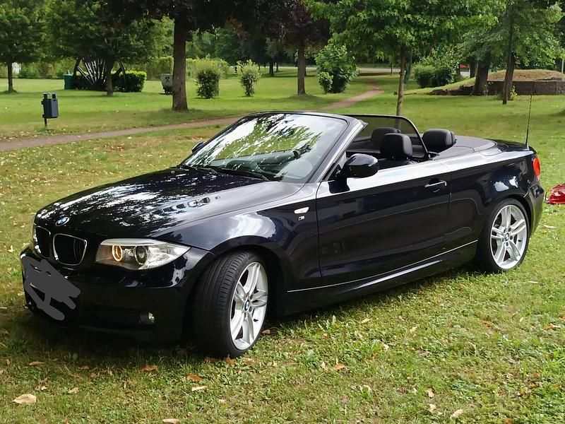 Schwarz Gebraucht 2013 BMW 118 Cabriolet Efficient Dynamics Cabrio | 17.500 € - Bild 1/4