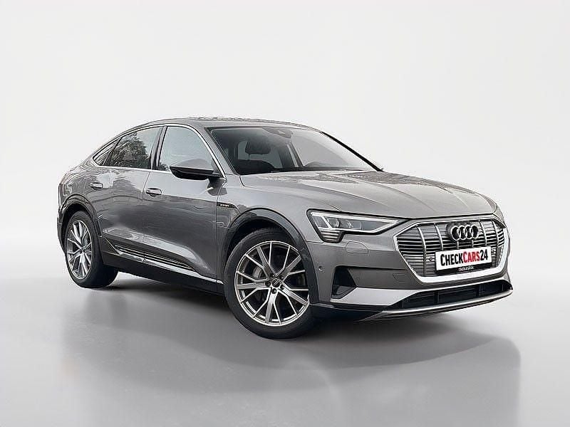 Grau Gebraucht 2023 Audi e-tron Sportback Advanced Plus SUV | 53.189 € - Bild 1/4