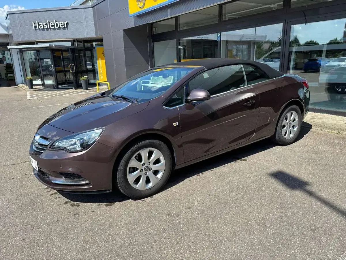 Gebraucht Opel Cascada Edition 140 PS (102 kW) 2017 Braun Cabrio