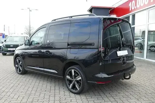 Gebraucht VW Caddy Move 122 PS (89 kW) 2021 Schwarz Van / Kleinbus