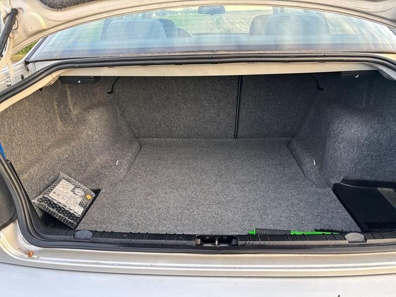 Gebraucht BMW 325 192 PS (141 kW) 2003 Silber Coupé