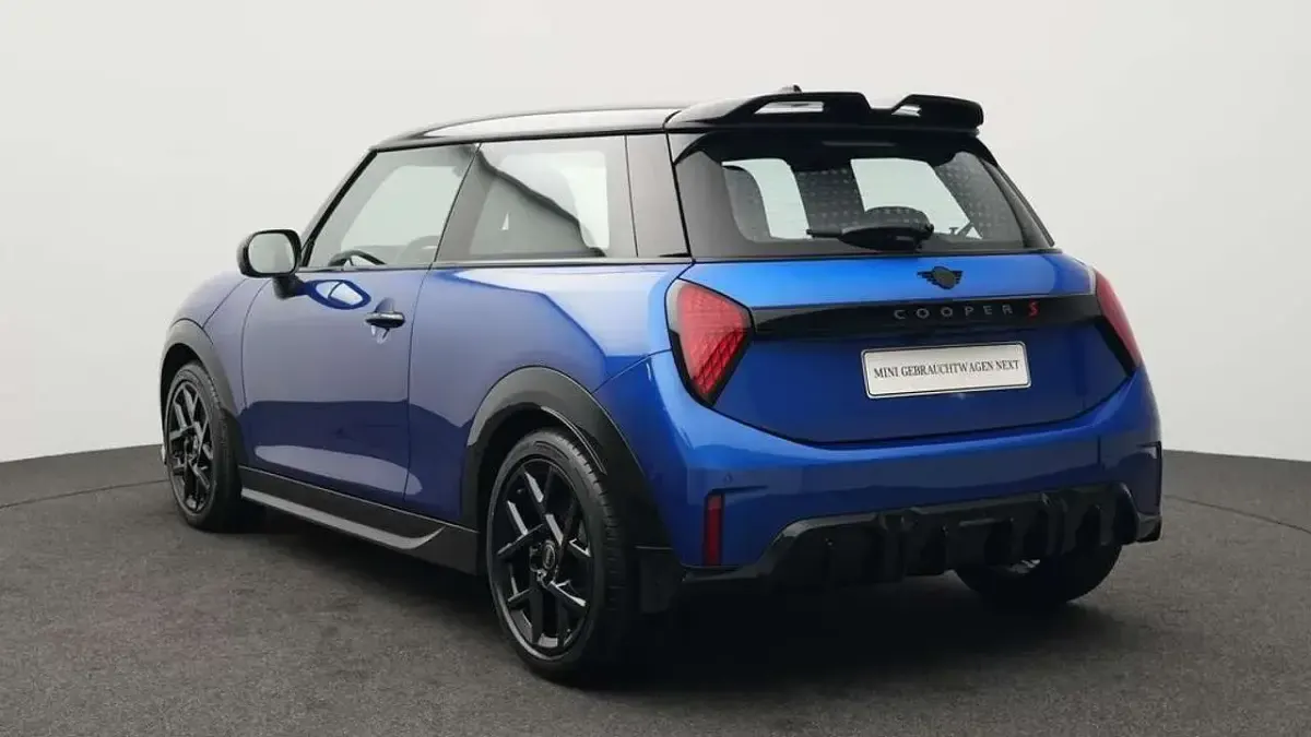 Gebraucht Mini John Cooper Works 204 PS (150 kW) 2025 Blau Kleinwagen
