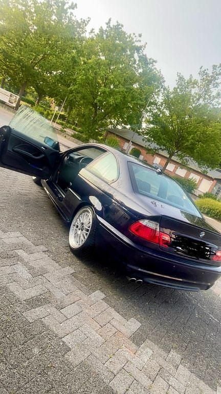 Gebraucht BMW 330 Sport Line 231 PS (169 kW) 2004 Blau Coupé