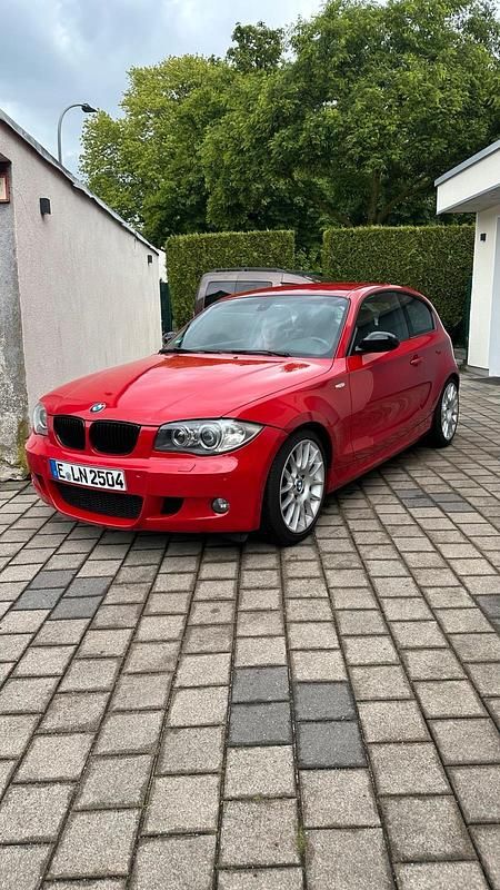 Rot Gebraucht 2008 BMW 118 Coupé M Sport Coupé | 2.000 € - Bild 1/4