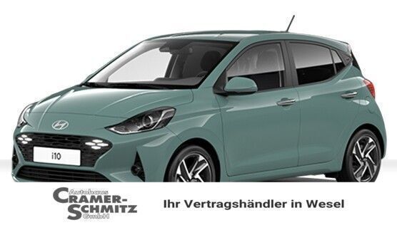 Mangrove green Neu 2025 Hyundai i10 Trend Kleinwagen | 17.290 € (Fairer Preis) - Bild 1/4