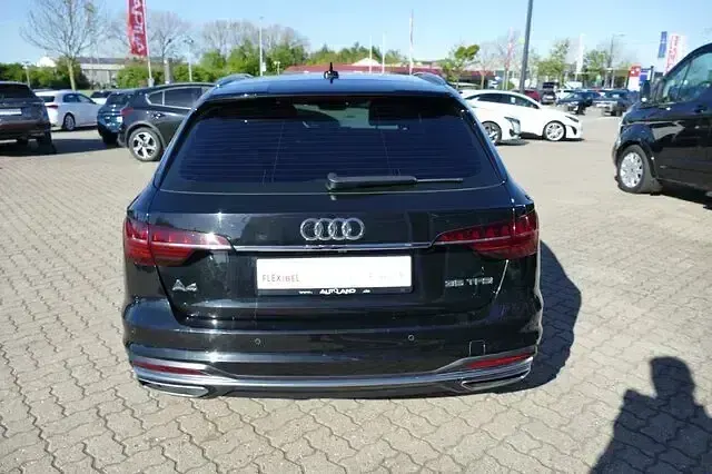 Używany Audi A4 Advanced 150 KM (110 kW) 2019 Czarny Kombi