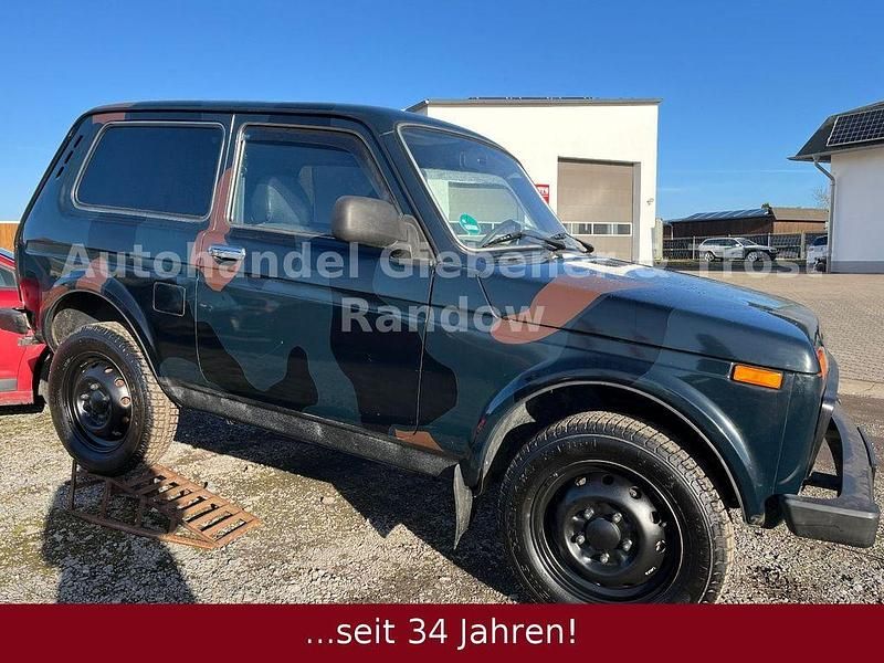 Gebraucht Lada niva 83 PS (61 kW) 2014 Grün SUV