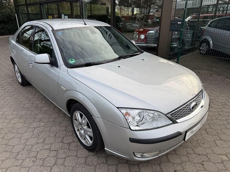 Gebraucht Ford Mondeo Ghia 204 PS (150 kW) 2006 Silber Limousine