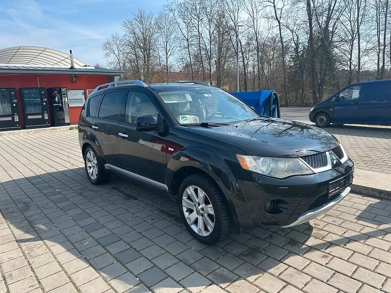 Gebraucht Mitsubishi Outlander 156 PS (114 kW) 2008 Schwarz SUV