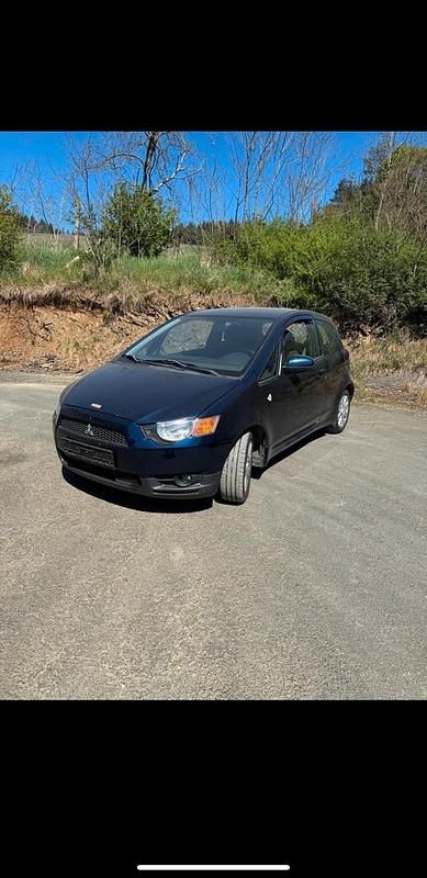 Blau Gebraucht 2012 Mitsubishi Colt Kleinwagen | 2.450 € (Fairer Preis) - Bild 1/4